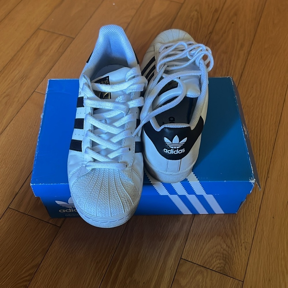 Adidas Superstars ⭐️ - Picture 2 of 2